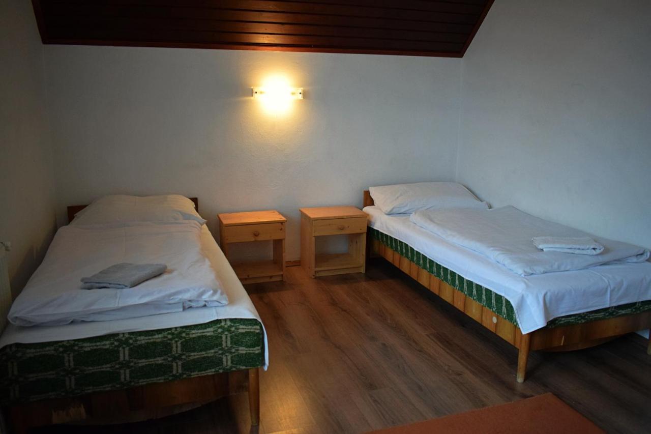 Ket Diofa Vendeghaz Hotel Felsőtárkány Buitenkant foto