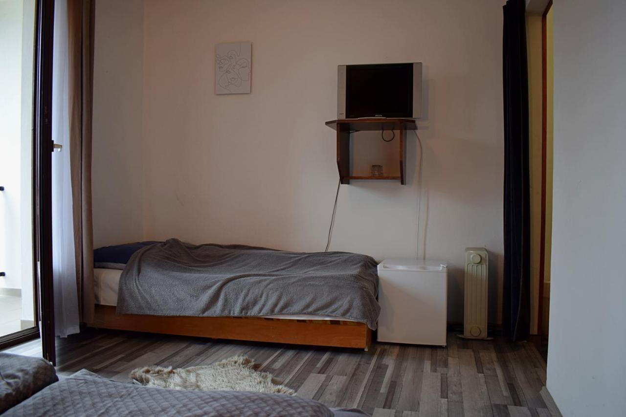 Ket Diofa Vendeghaz Hotel Felsőtárkány Buitenkant foto